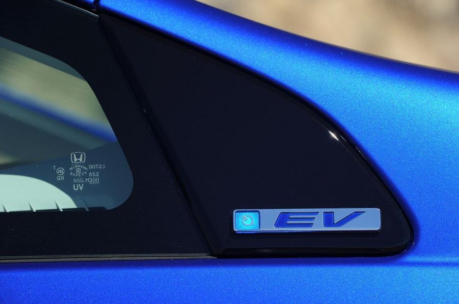  Honda Fit EV 2013 года  (фото 49 из 64)